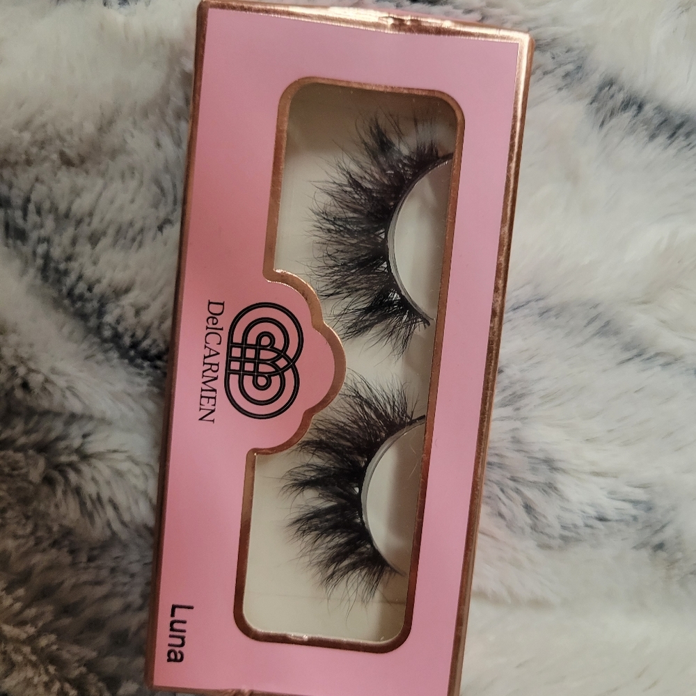 Eyelashes